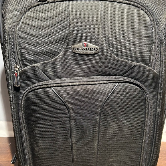 Ricardo Beverly Hills Carry On Expandable Roller - Picture 2 of 11